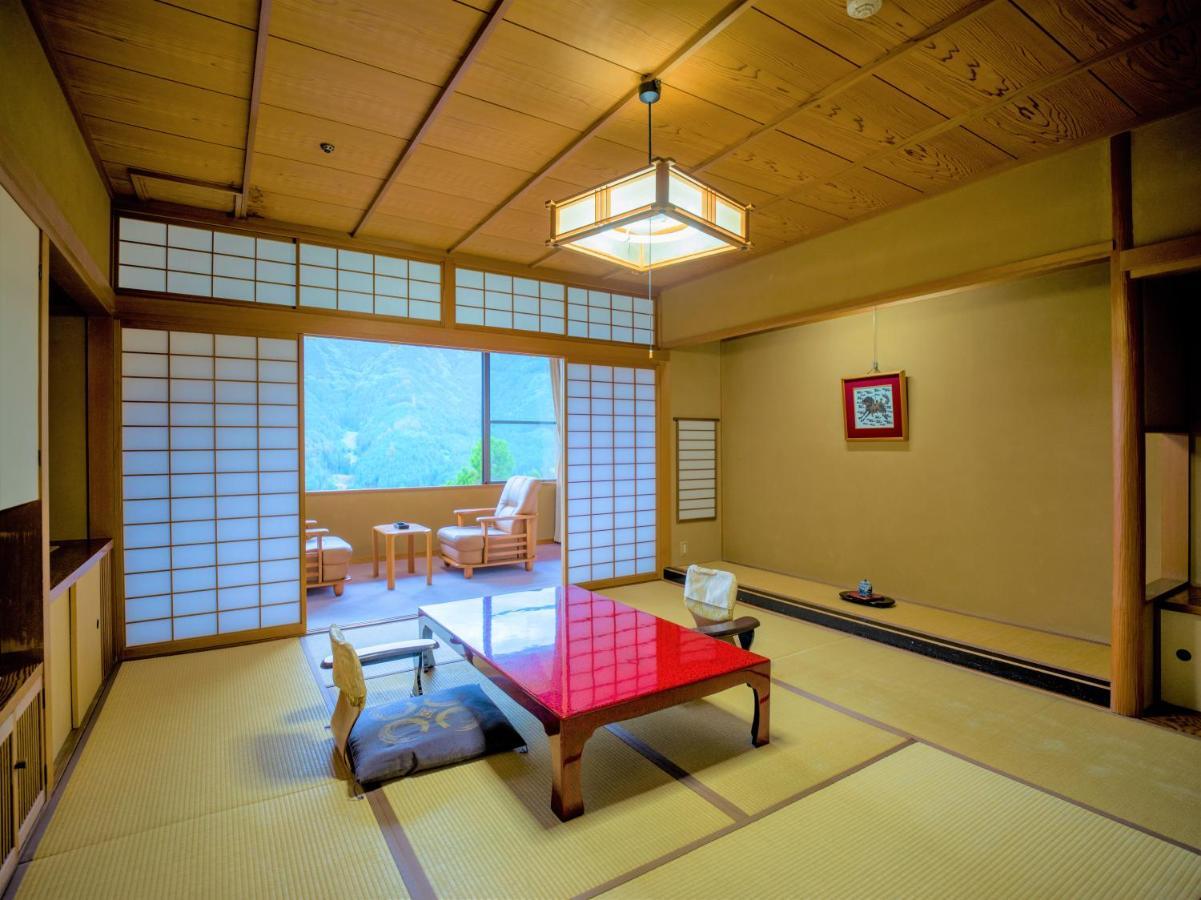 Yunoshimakan Gero Exterior photo