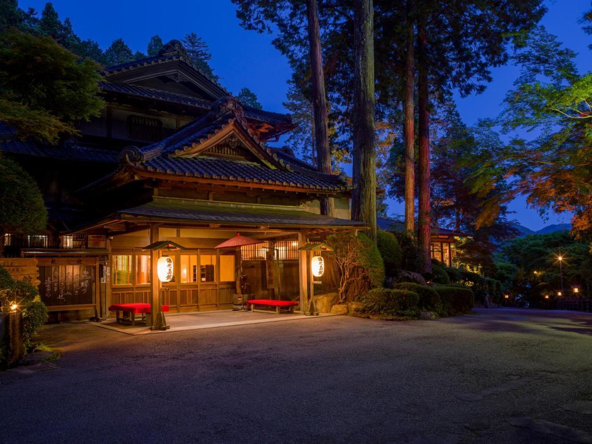 Yunoshimakan Gero Exterior photo